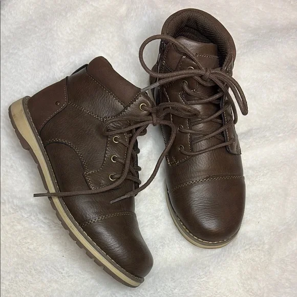 Sonoma | Shoes | Sonoma Brown Leather Laceup Boots | Poshmark display picture 3